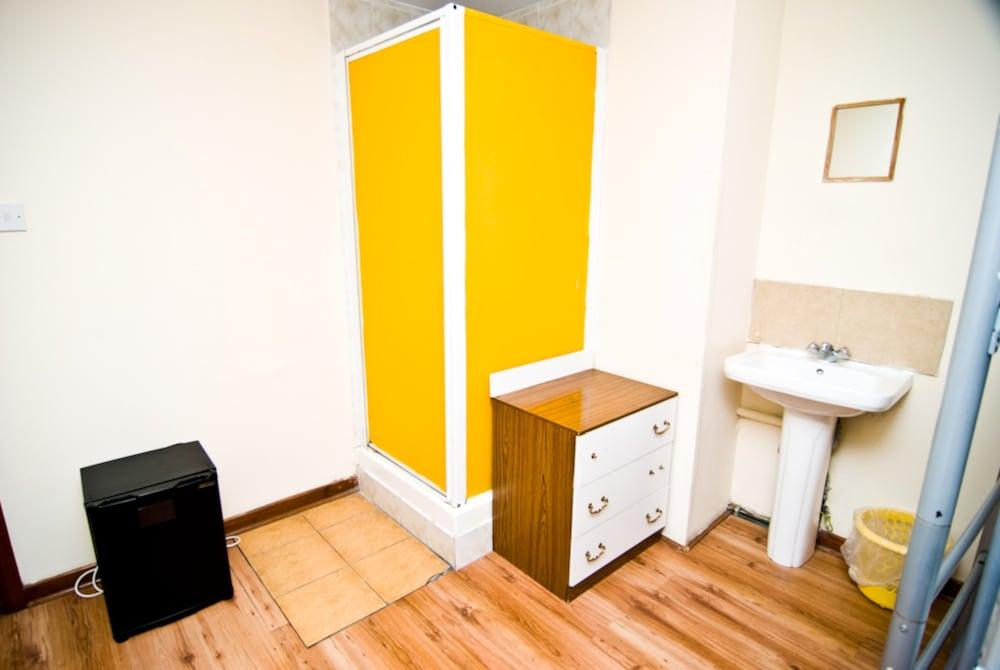 Kensal Green Backpackers London Exterior photo